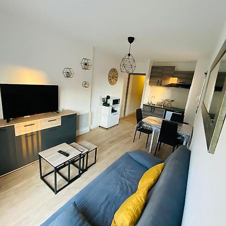 Appartement Au Port De Saint Cyprien Exterior foto